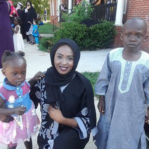 Meet your Posher, Manal